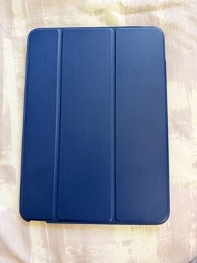 OtterBox Symmetry Series 350 Elite Case for iPad Air 11”
